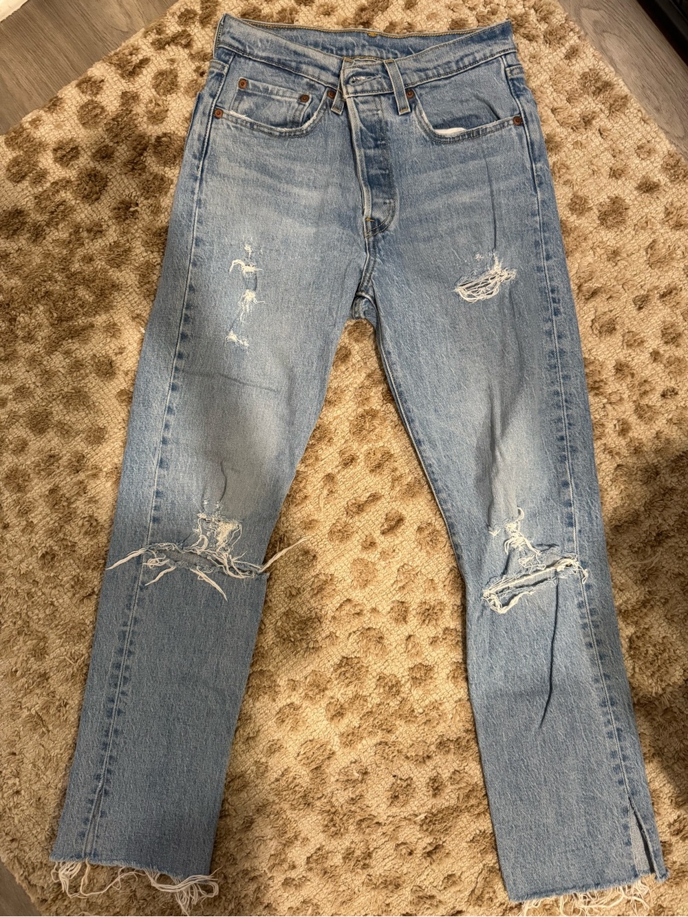 Levi's Women's Light Blue Ripped Boyfriend Jeans - Picture 4 of 4